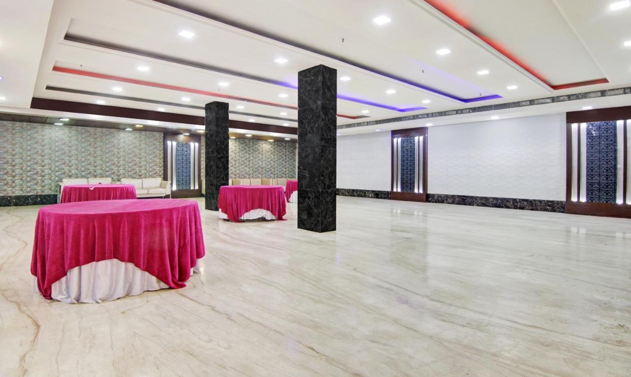 Treebo Trend Elite Hotel New Delhi Exterior photo