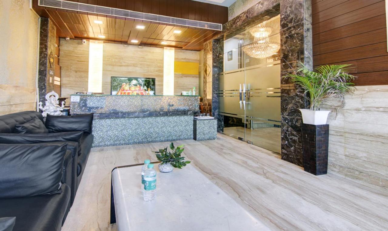Treebo Trend Elite Hotel New Delhi Exterior photo