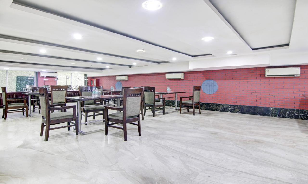 Treebo Trend Elite Hotel New Delhi Exterior photo