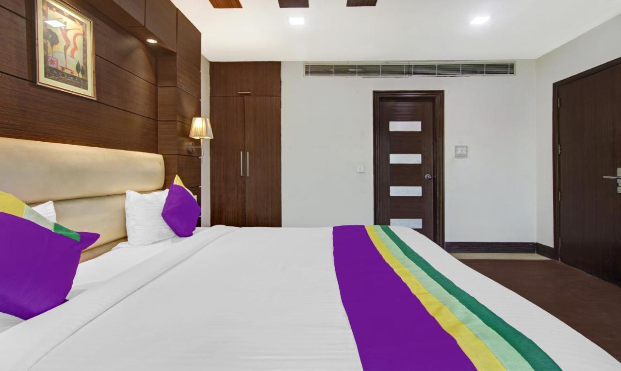 Treebo Trend Elite Hotel New Delhi Exterior photo